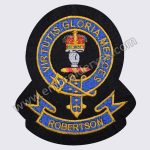 Robertson Virtutis Gloria Merces Clan Badge
